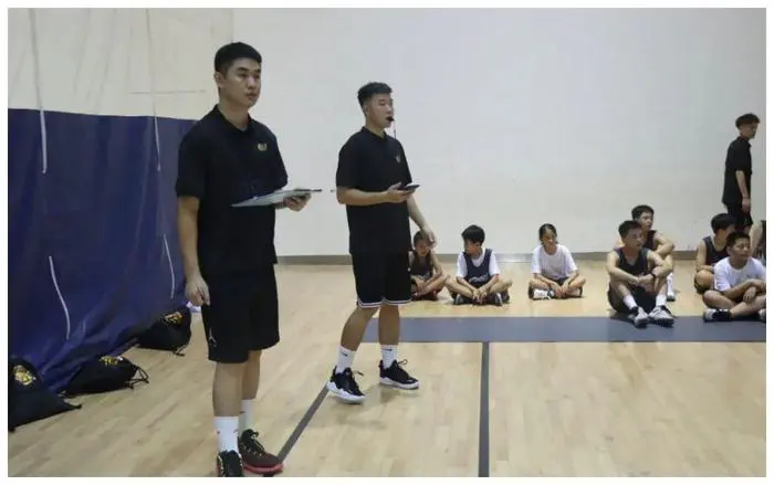 篮球体能趣味训练十法是什么_0